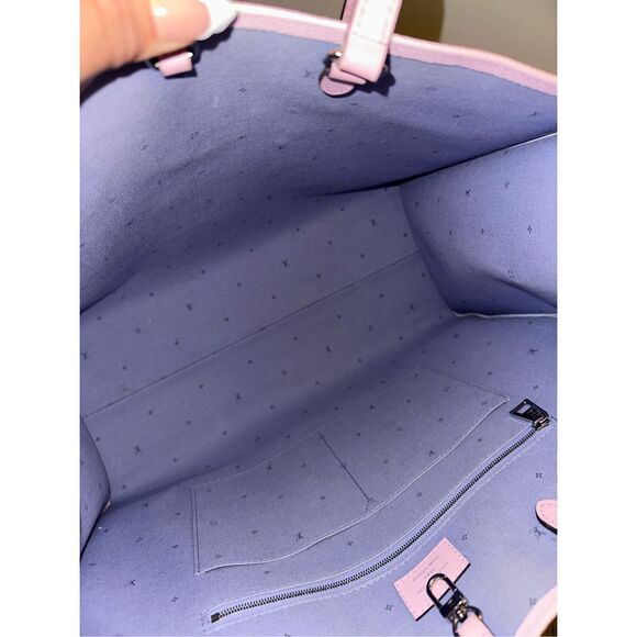 Louis Vuitton Monogram Coated Canvas Escale OnTheGo GM Tote Bag Pink Pastel - Picture 13 of 13